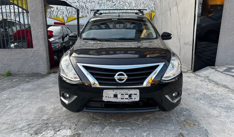 
								Nissan Versa SL full									